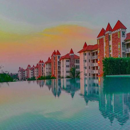 Happy City Golf & Resort Chiang Rai Ngoại thất bức ảnh
