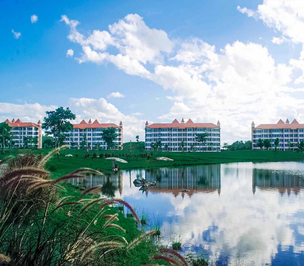 Happy City Golf & Resort Chiang Rai Ngoại thất bức ảnh