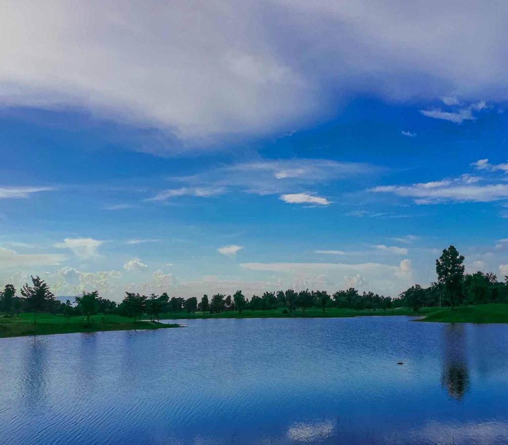Happy City Golf & Resort Chiang Rai Ngoại thất bức ảnh
