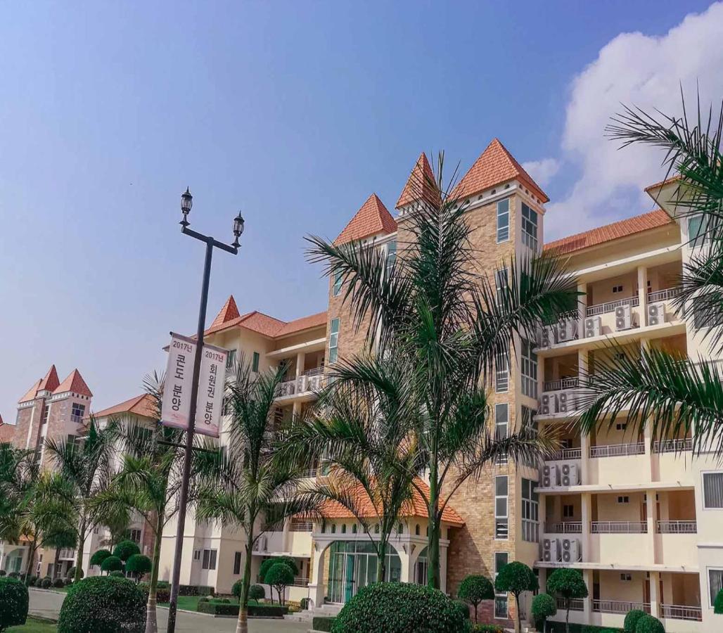 Happy City Golf & Resort Chiang Rai Ngoại thất bức ảnh