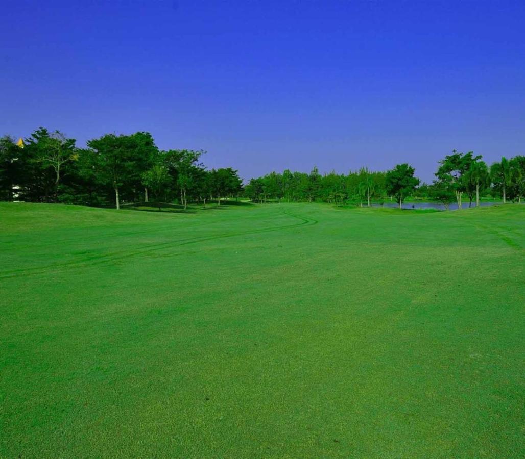 Happy City Golf & Resort Chiang Rai Ngoại thất bức ảnh