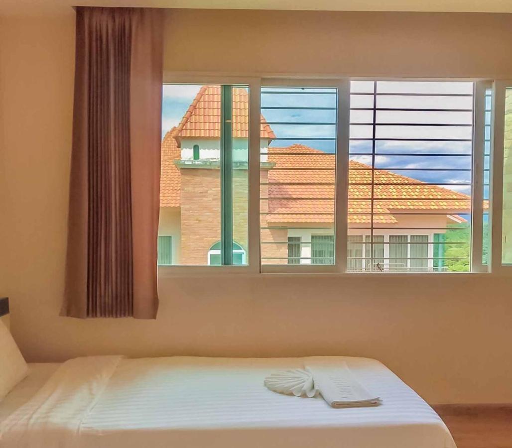 Happy City Golf & Resort Chiang Rai Ngoại thất bức ảnh